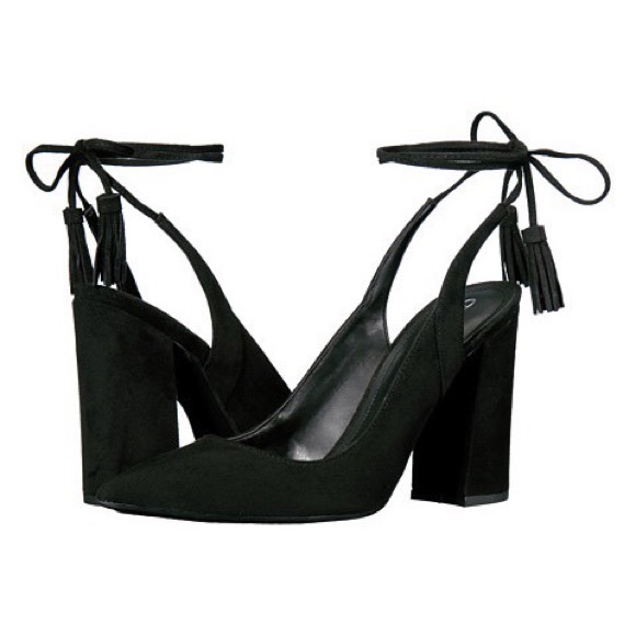 NWT Guess Brita Tasseled Ankle Tie Pumps in Black - Picture 6 of 6